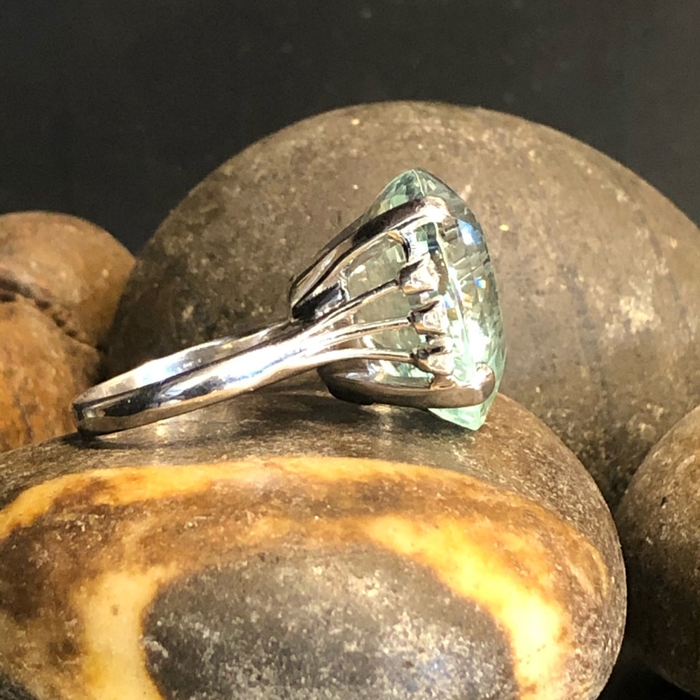Aquamarine HEART SHAPE ring. - Picture 4 of 9